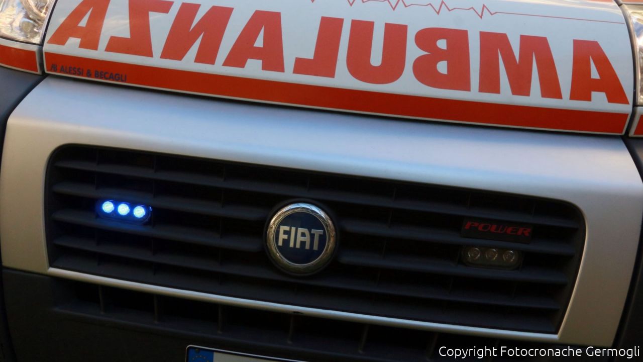 Firenze, incidente: una 28enne ferita in codice rosso
