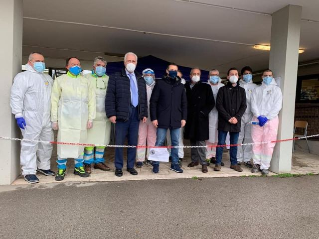 Primi 300 Test Rapidi A Studenti E Professori In Un Comune Fiorentino Nessun Positivo