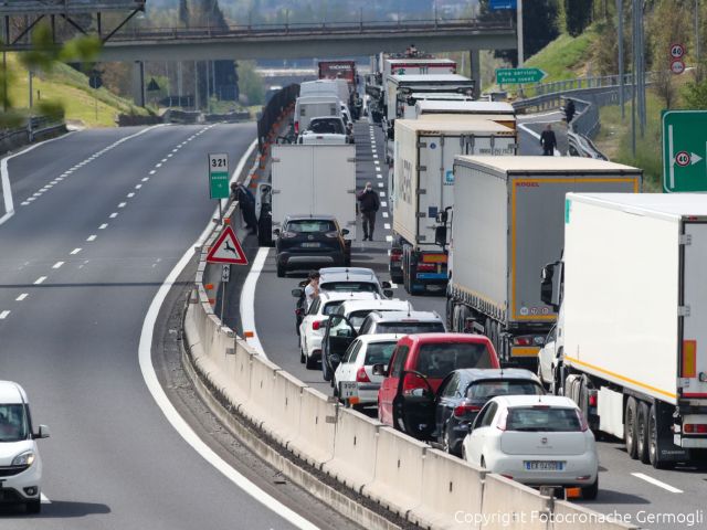 Caos Traffico Sull A1 Code Fino A 10 Chilometri Nel Fiorentino