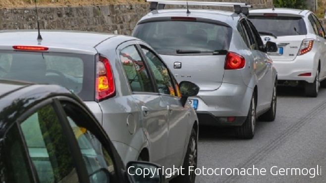 A1, chiuso tratto per incidente: rallentamenti al traffico