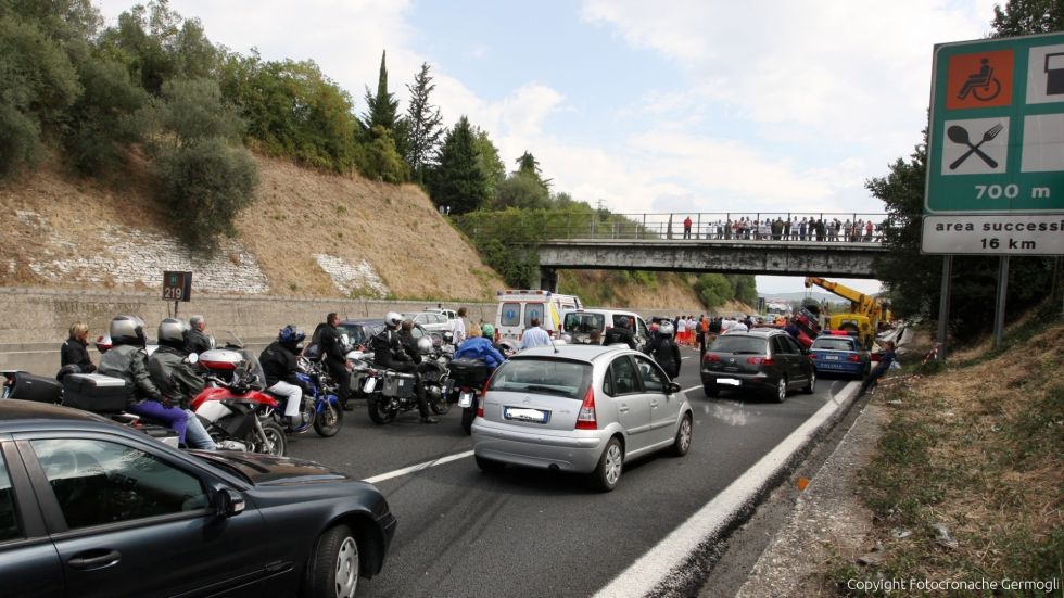 A1 e A11, incidente e veicolo in avaria