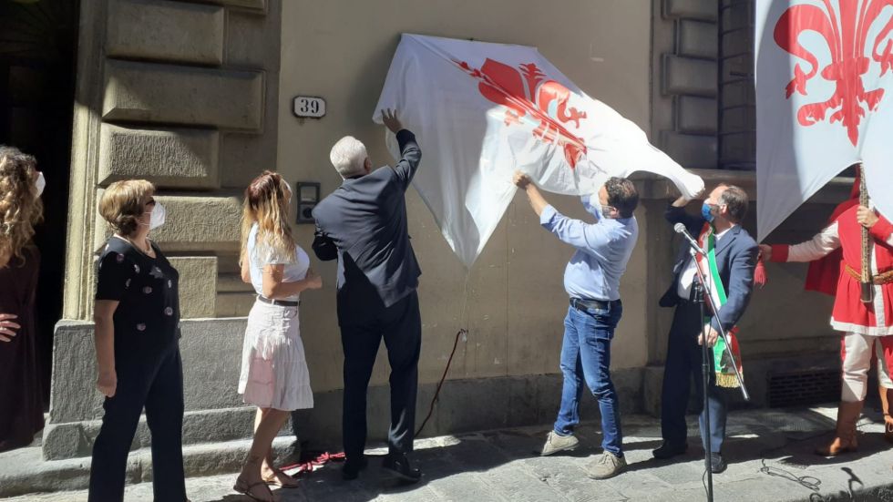 Odoardo Spadaro La Porti Un Bacione A Firenze